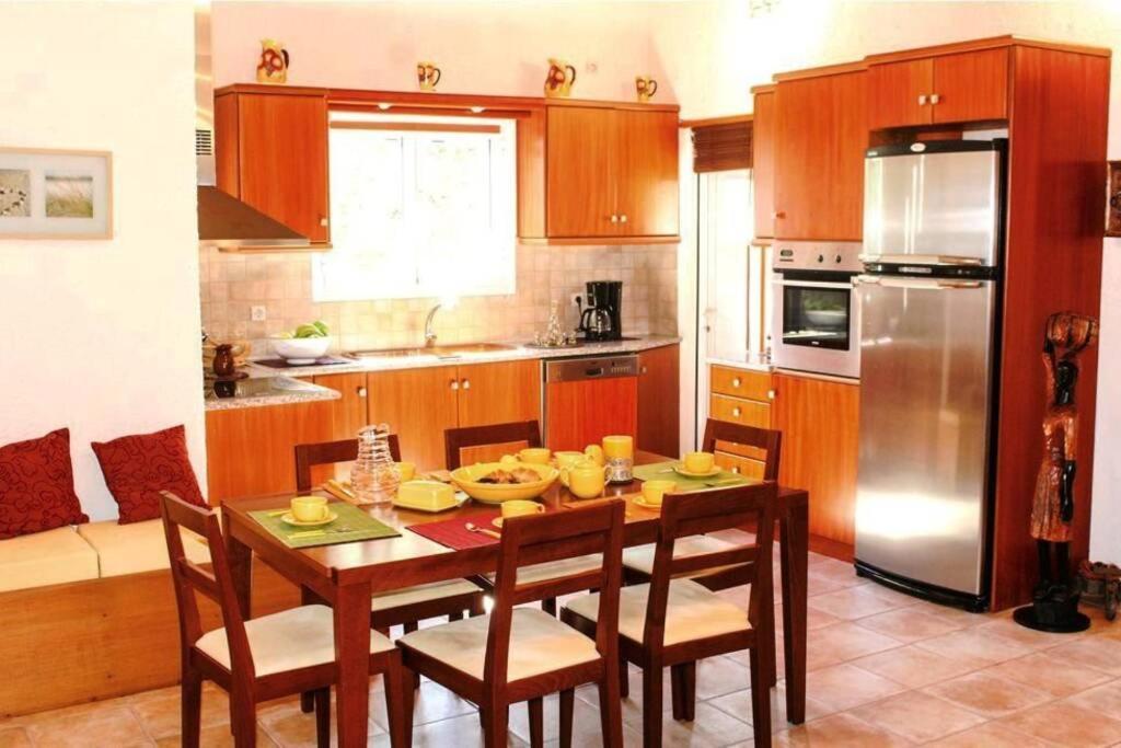 Platanos Estate Villa Akráta Buitenkant foto