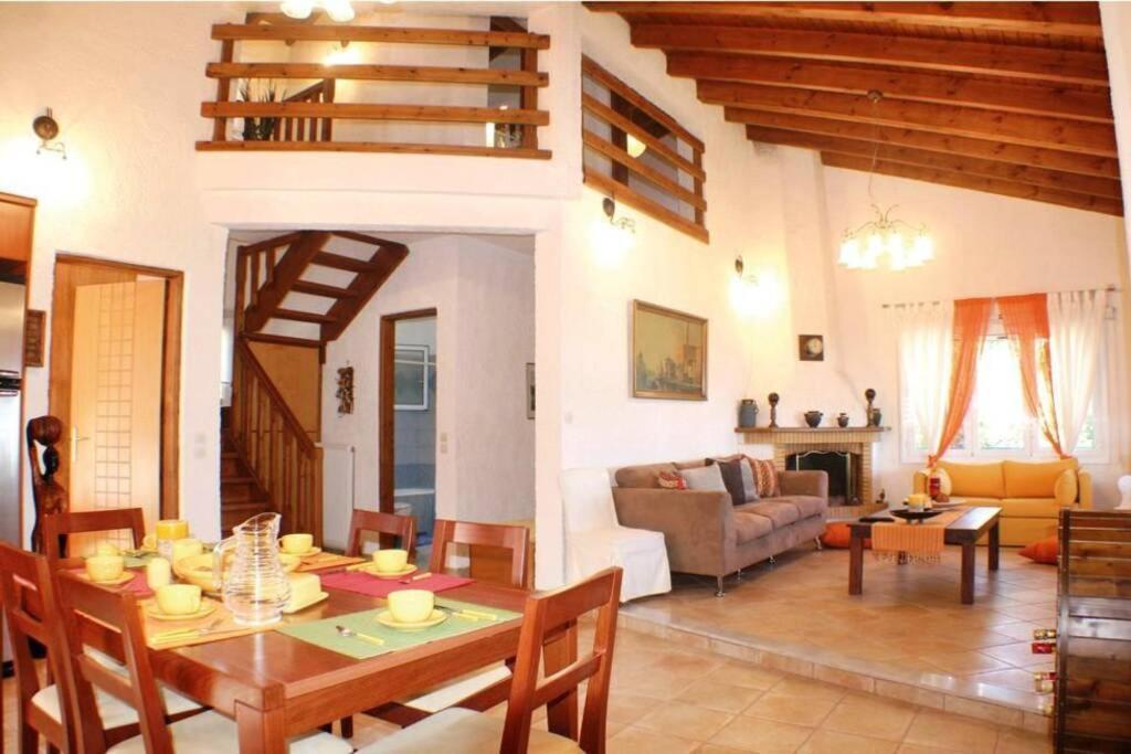 Platanos Estate Villa Akráta Buitenkant foto