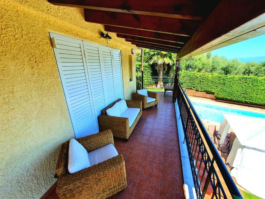 Platanos Estate Villa Akráta Buitenkant foto